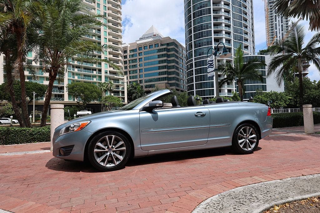 Used 2012 Volvo C70 T5 FWD image 25