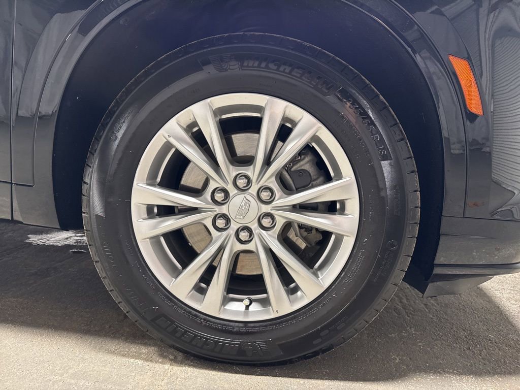 Used 2023 Cadillac XT6 Luxury image 41