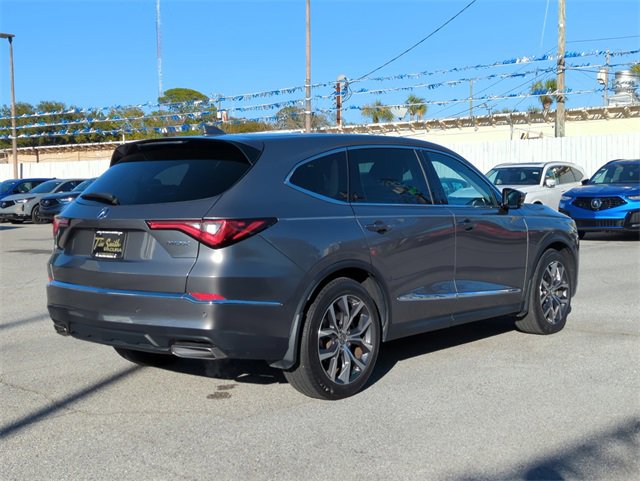 Used 2023 Acura MDX FWD w/ Technology Package image 4