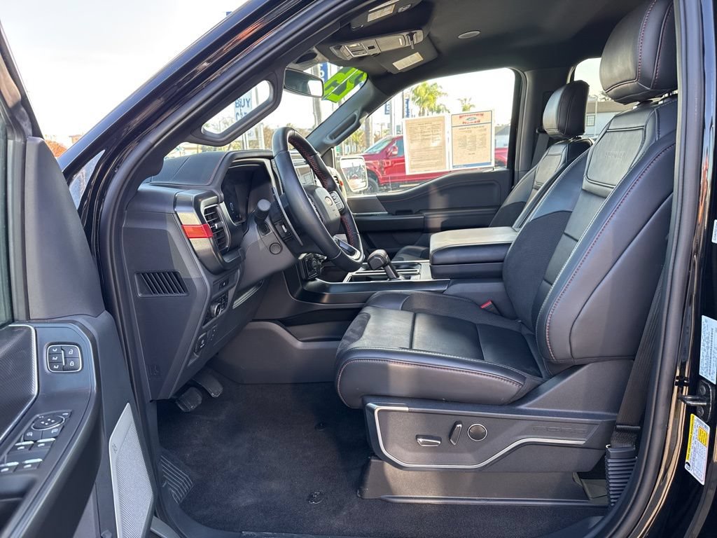 Used 2025 Ford F150 Raptor AWD/4WD image 15