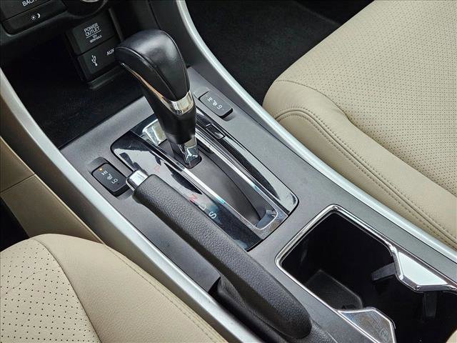 Used 2013 Honda Accord Touring image 12
