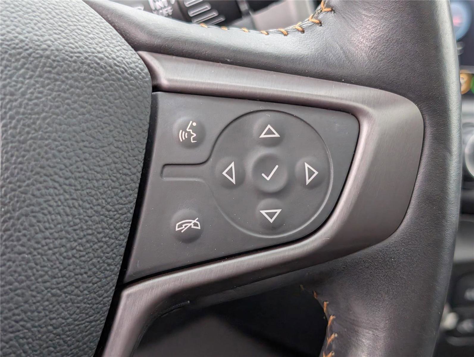 Used 2022 GMC Terrain AT4 w/ Infotainment Package II image 25