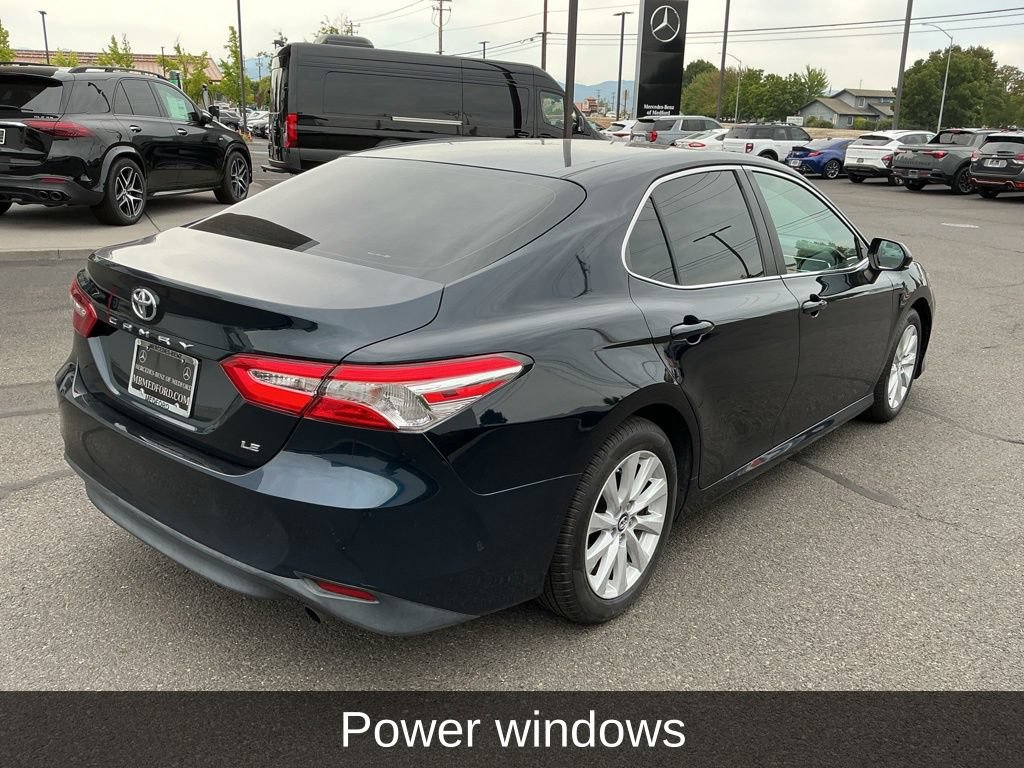 Used 2018 Toyota Camry LE FWD image 8