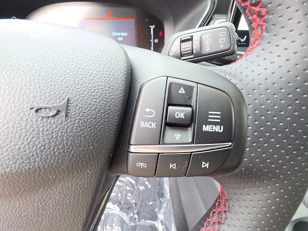 Used 2024 Ford Escape ST-Line Select w/ Tech Pack #1 AWD/4WD image 12