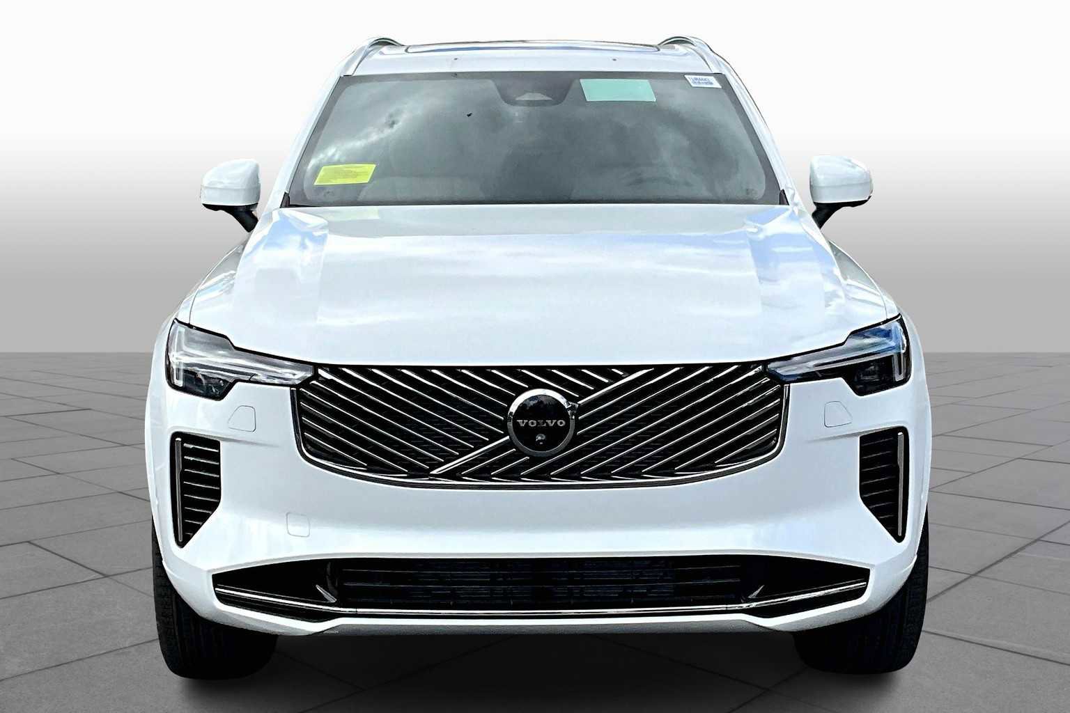 New 2026 Volvo XC90 B6 Plus image 2