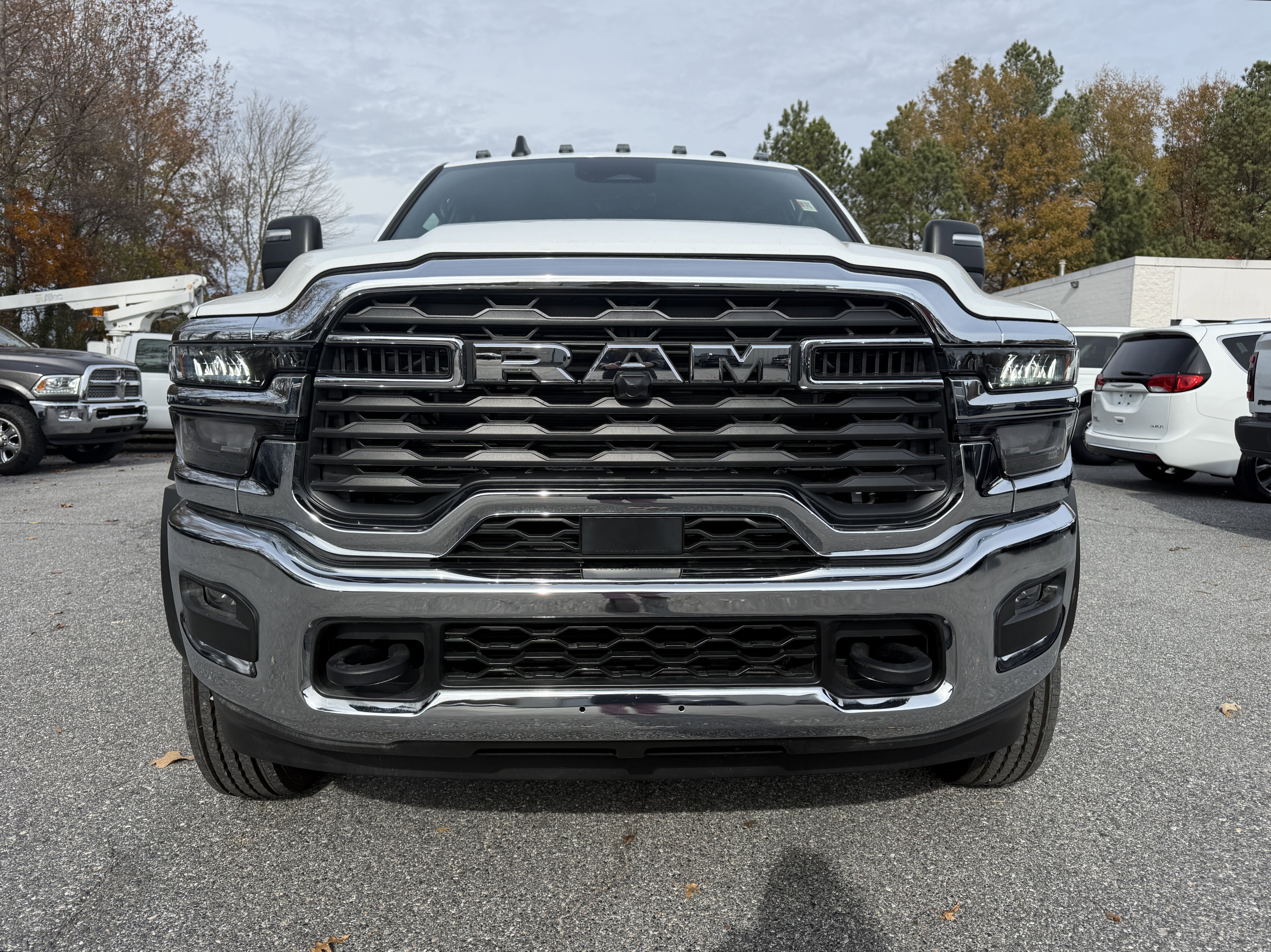 New 2026 RAM 5500 Tradesman w/ Chrome Appearance Group image 2