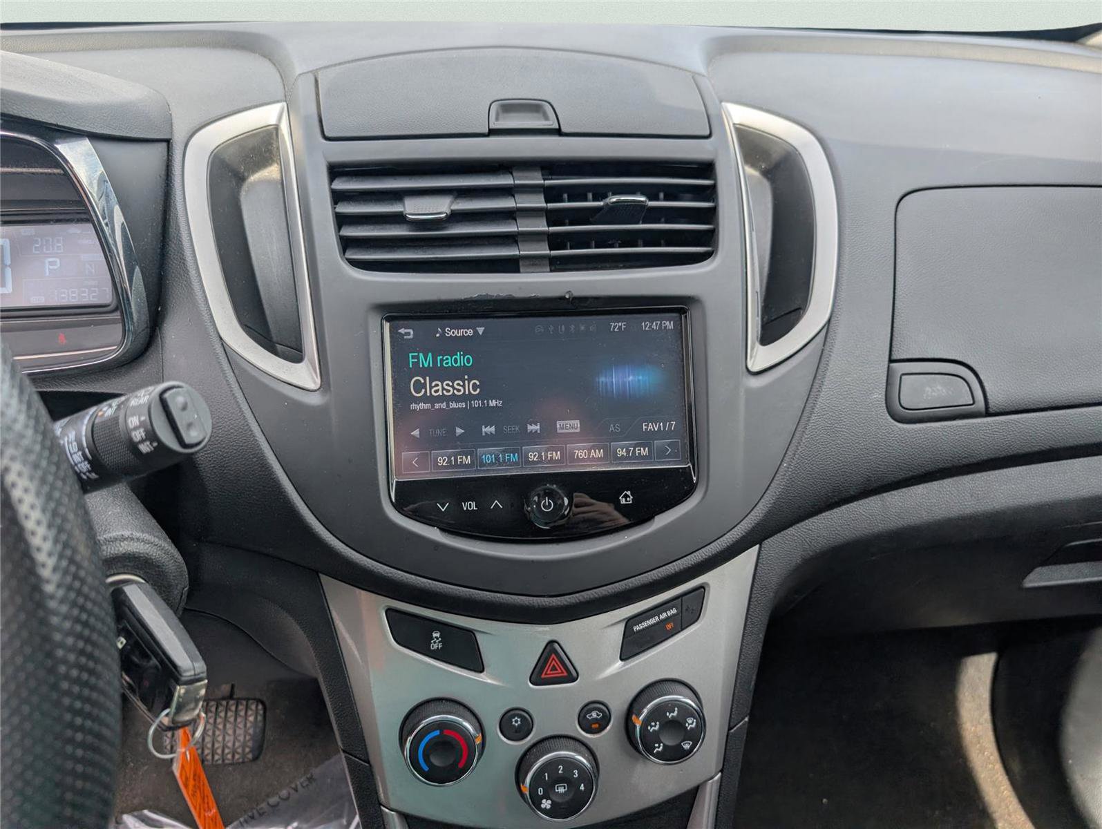 Used 2016 Chevrolet Trax LT image 16