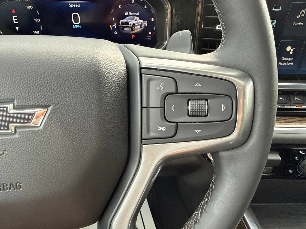 Used 2026 Chevrolet Silverado 1500 LT Trail Boss w/ LT Trail Boss Premium Package AWD/4WD image 36