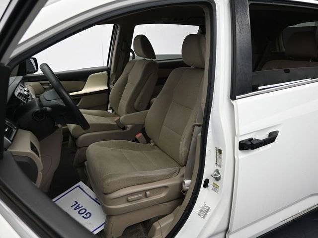 Used 2013 Honda Odyssey LX image 11