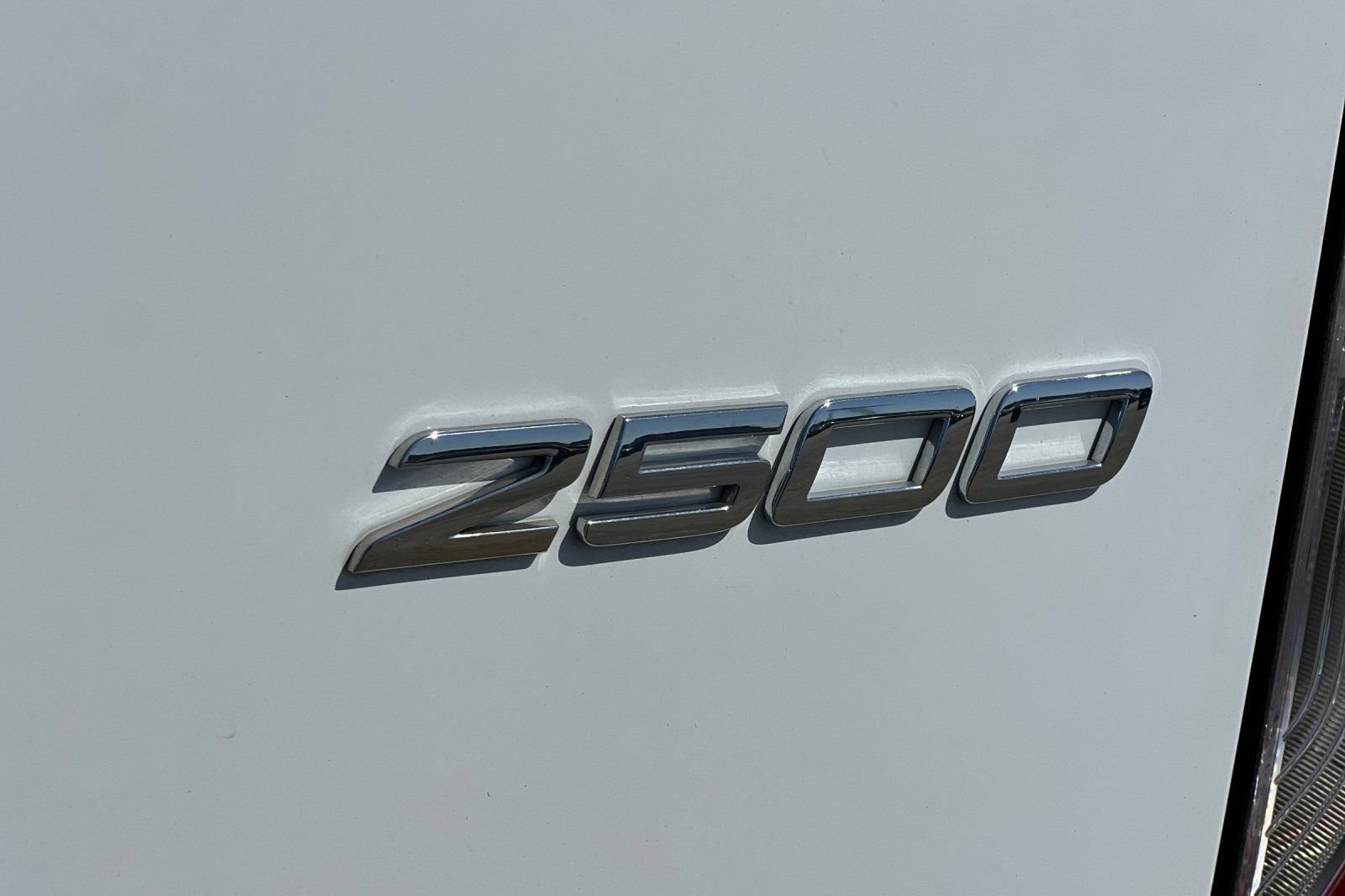 Used 2025 Mercedes-Benz Sprinter 2500 image 11