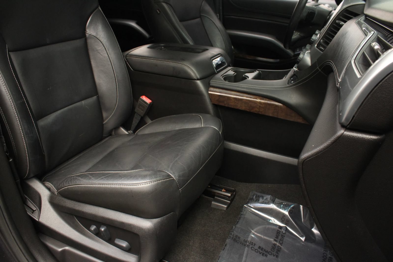 Used 2018 Chevrolet Suburban LT AWD/4WD image 29