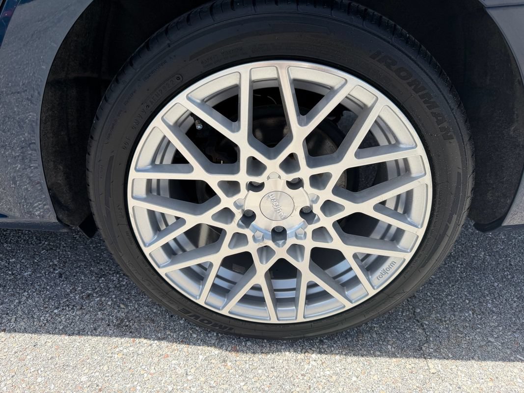 Used 2019 Volkswagen Passat 2.0T Wolfsburg w/ Wheels & Sunroof Package FWD image 23