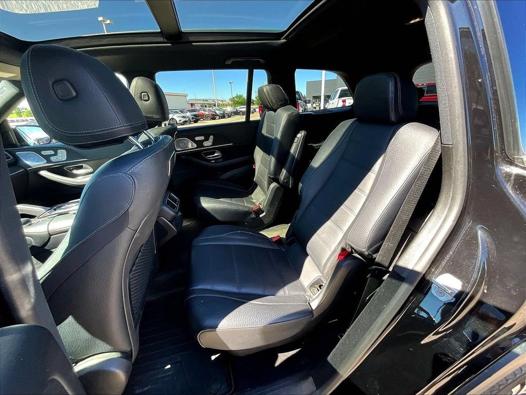 Used 2020 Mercedes-Benz GLS 450 4MATIC image 21