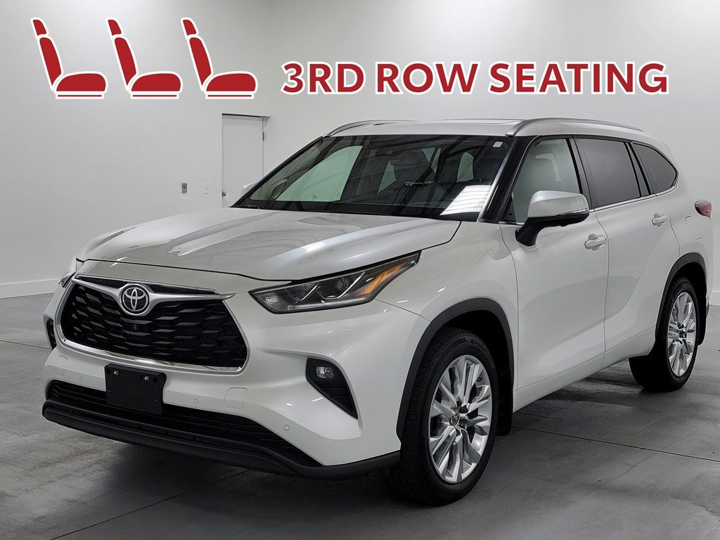 Used 2023 Toyota Highlander Limited image 4