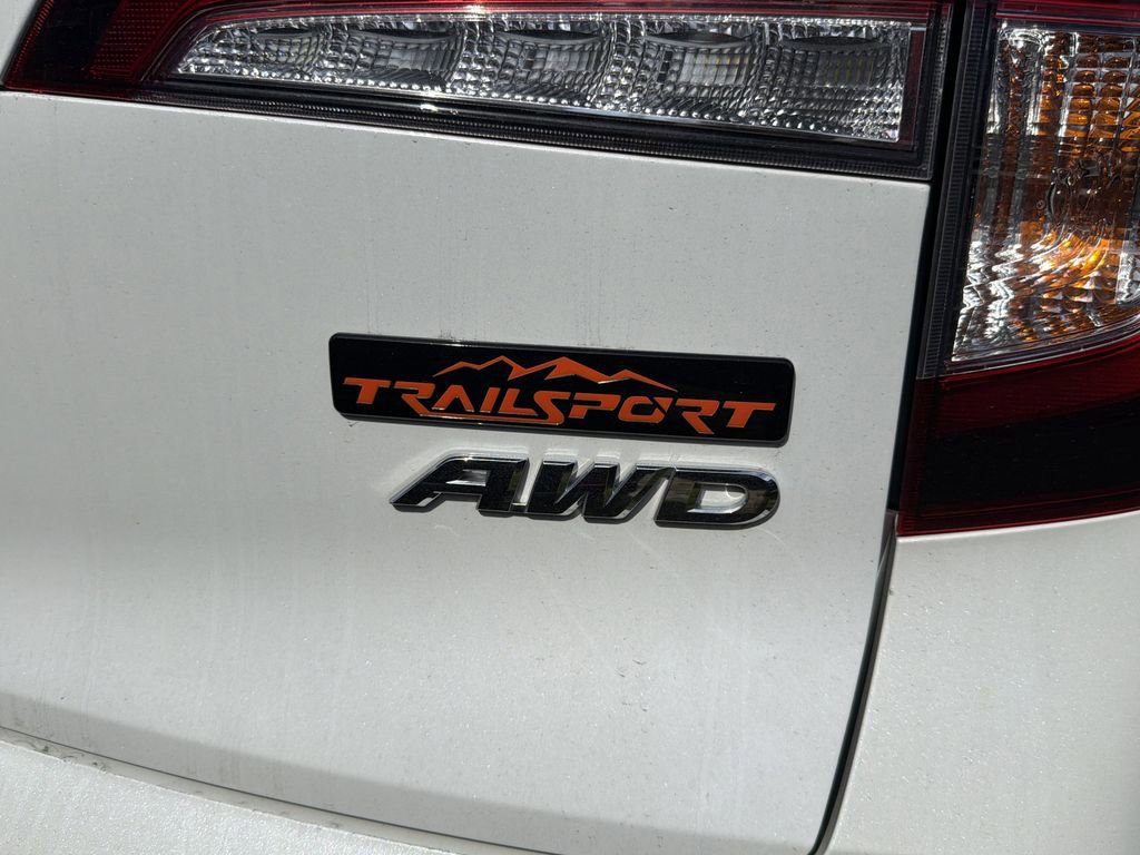 Used 2022 Honda Pilot TrailSport image 10