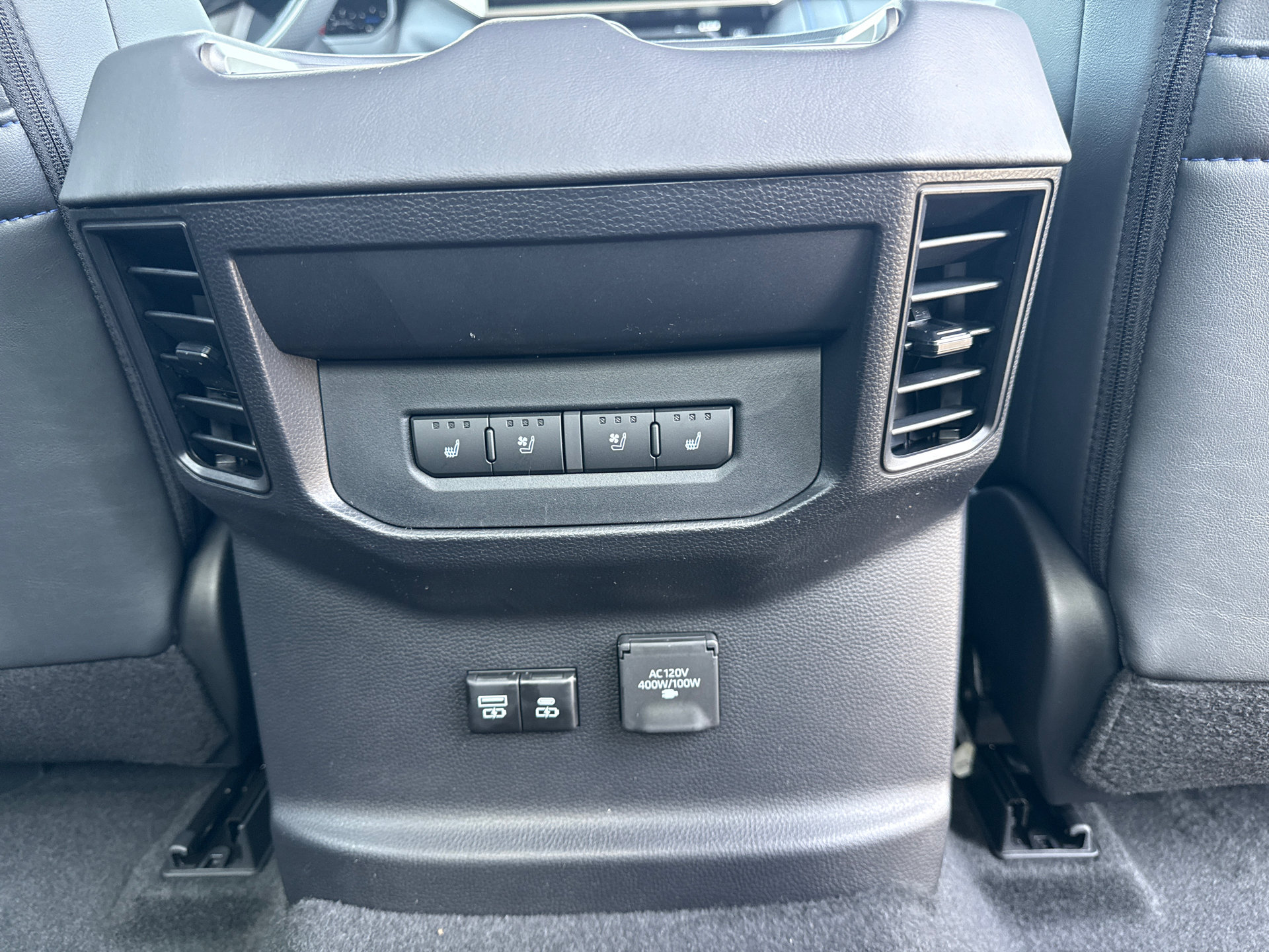 New 2026 Toyota Tundra Platinum AWD/4WD image 18