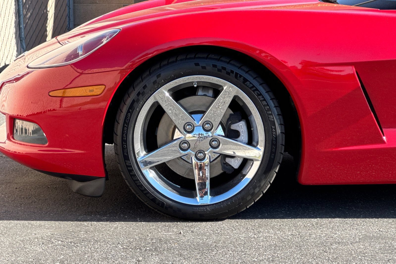 Used 2006 Chevrolet Corvette Convertible w/ Preferred Equipment Group RWD image 27