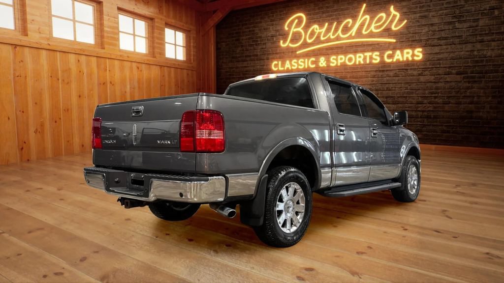 Used 2006 Lincoln Mark LT 4x4 image 3