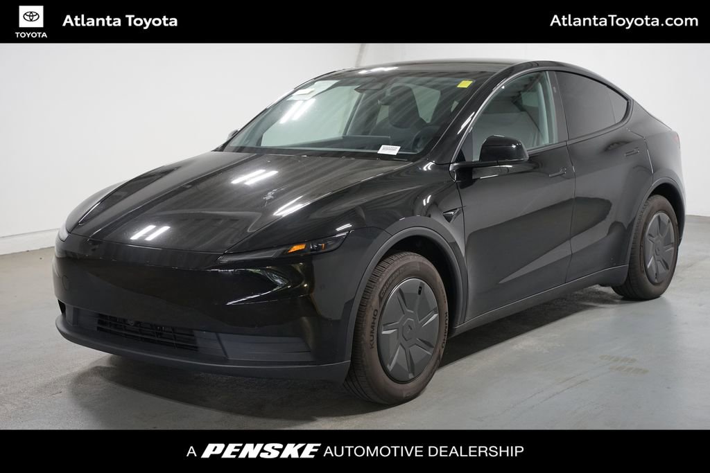 Used 2026 Tesla Model Y 2WD image 1