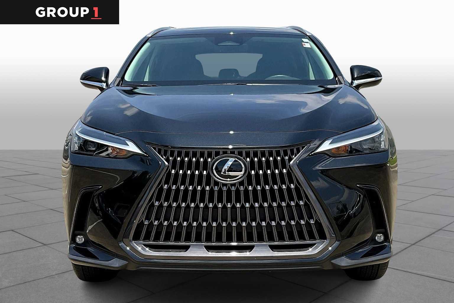 Used 2024 Lexus NX 250 FWD w/ Towing Package (2000 Lbs) image 3