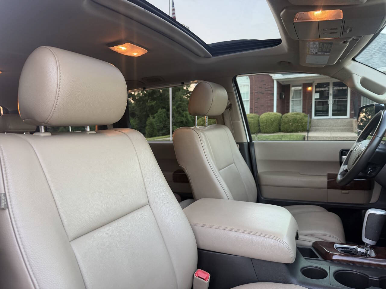 Used 2011 Toyota Sequoia Limited RWD image 32