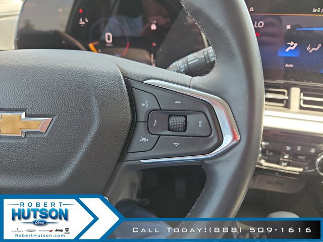 Used 2025 Chevrolet Trax LT w/ Driver Confidence Package FWD image 14