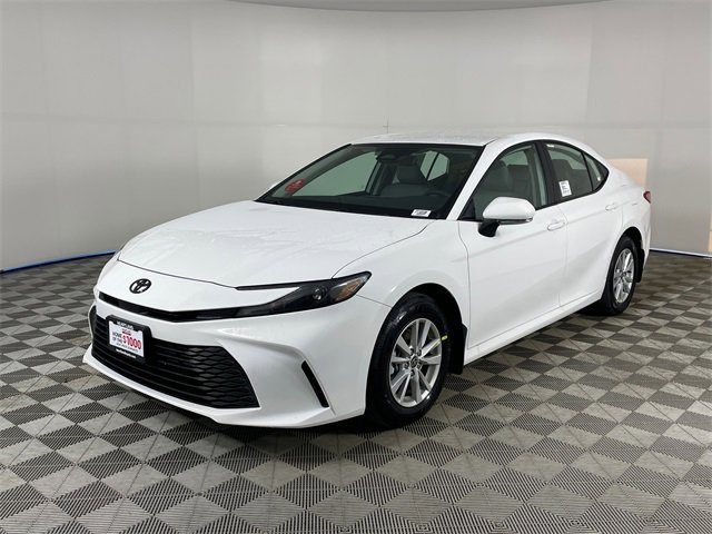 New 2026 Toyota Camry LE w/ Convenience Package