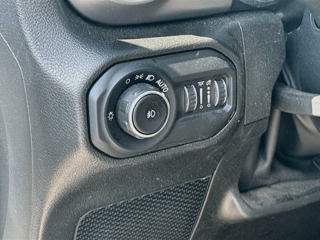 Certified 2022 Jeep Wrangler Unlimited Sport AWD/4WD image 11