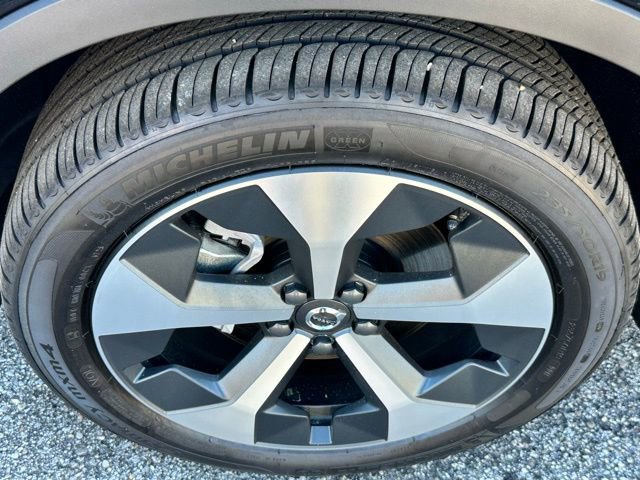 New 2026 Volvo XC40 B5 Plus w/ Protection Package Premier image 25