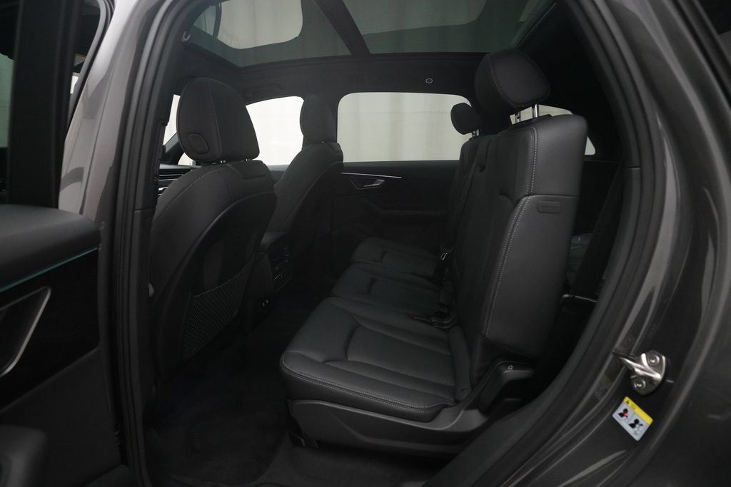 New 2026 Audi Q7 2.0T Premium AWD/4WD image 16