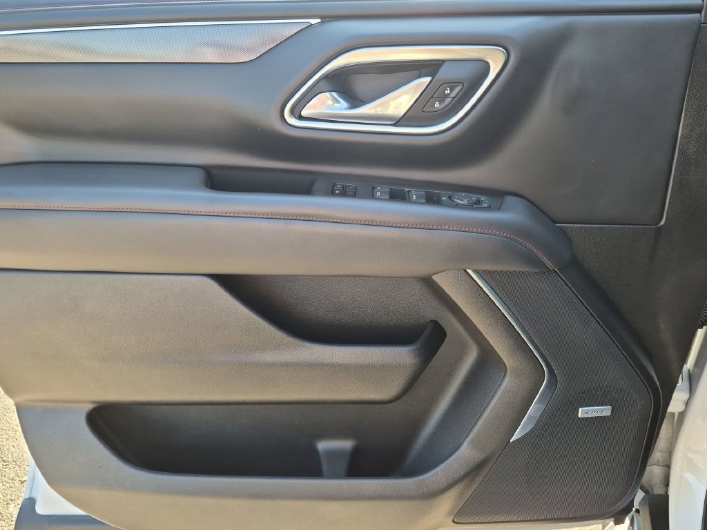 Used 2021 Chevrolet Suburban RST AWD/4WD image 34