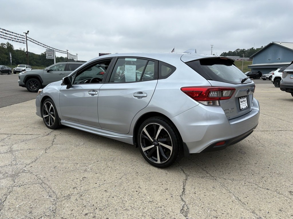Used 2022 Subaru Impreza 2.0i Sport image 3