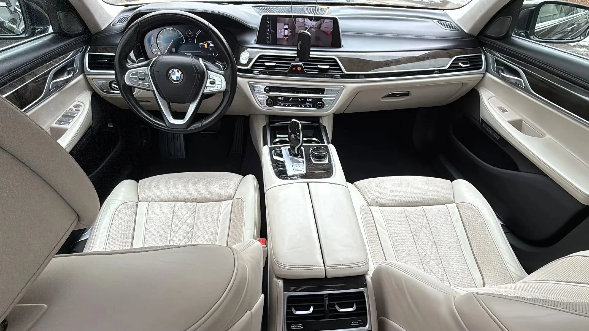 Used 2016 BMW 750i xDrive AWD/4WD image 30