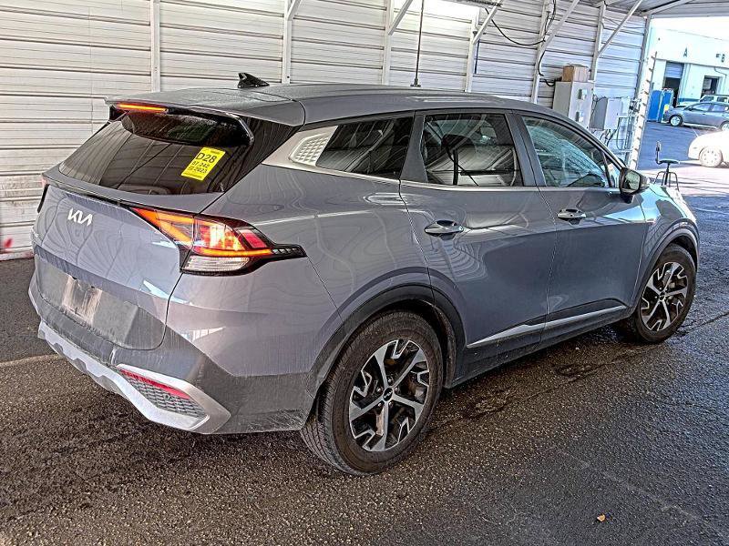 Used 2023 Kia Sportage EX image 6