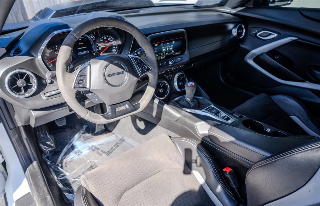 Used 2019 Chevrolet Camaro SS image 14