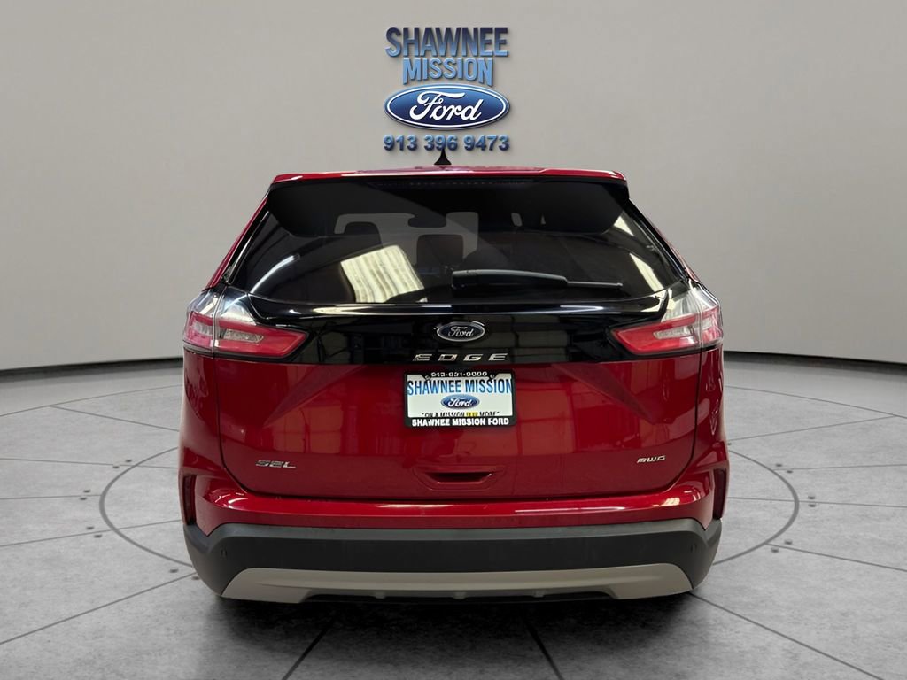 Used 2023 Ford Edge SEL image 6