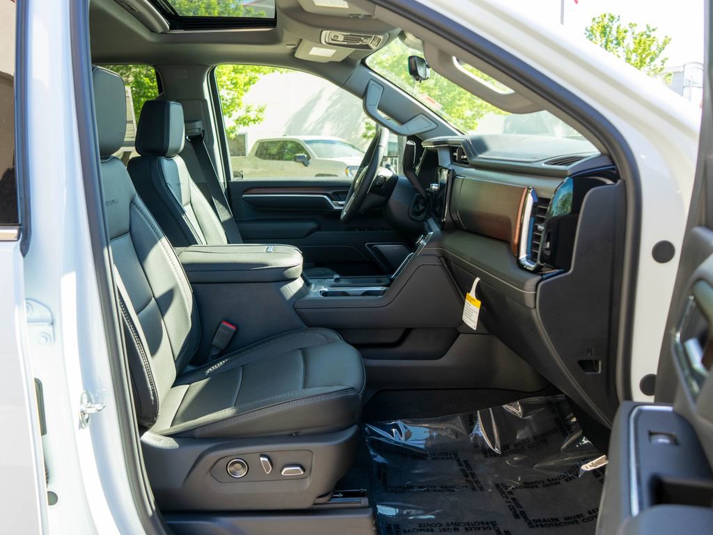 New 2026 GMC Sierra 3500 Denali w/ Denali Reserve Package AWD/4WD image 10