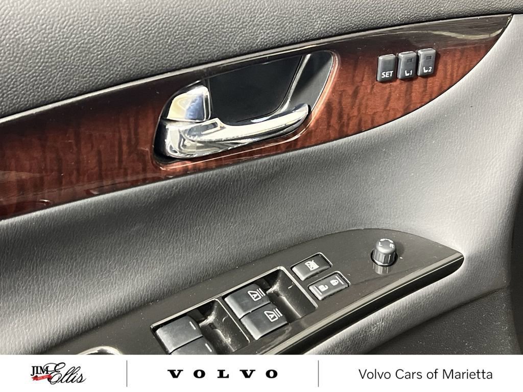 Used 2016 INFINITI QX50 AWD w/ Deluxe Touring Package image 18