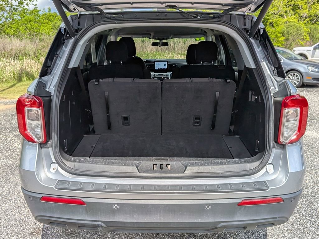 Used 2021 Ford Explorer XLT AWD/4WD image 28