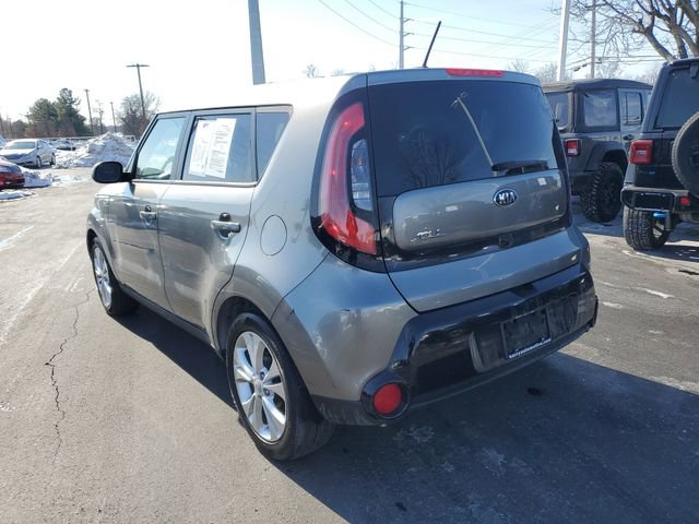 Used 2016 Kia Soul + image 3