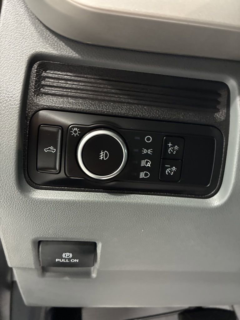 Used 2026 Ford F250 XLT image 28