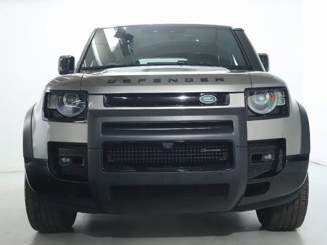 Used 2022 Land Rover Defender 110 X-Dynamic HSE AWD/4WD image 13