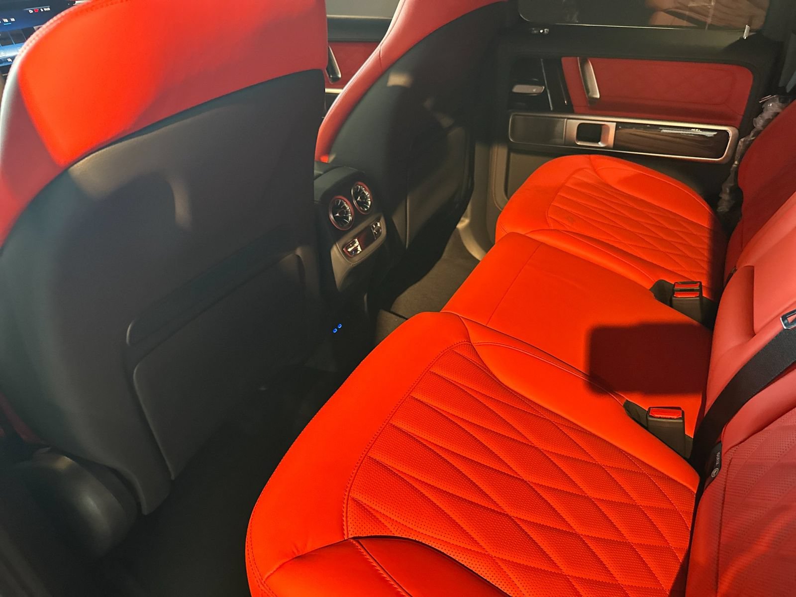 New 2026 Mercedes-Benz G 63 AMG 4MATIC image 12