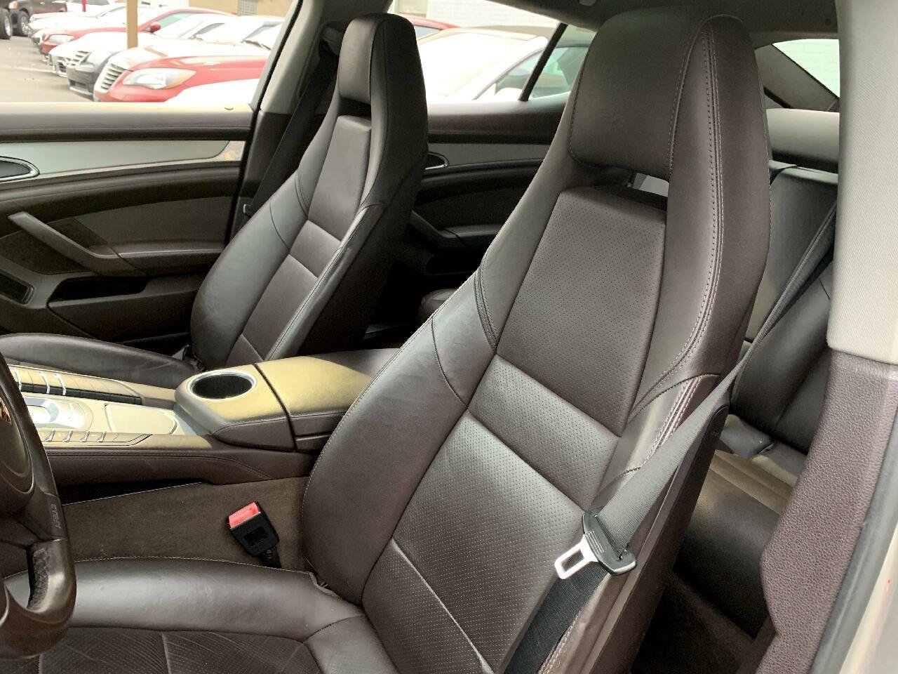 Used 2010 Porsche Panamera S RWD image 10