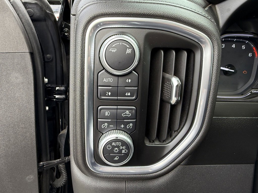 Used 2019 GMC Sierra 1500 SLT w/ SLT Premium Plus Package image 31