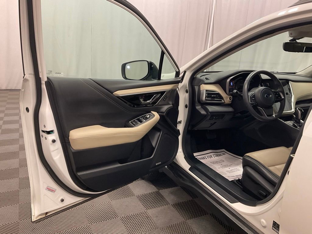 Used 2020 Subaru Outback Limited w/ Popular Package #2 AWD/4WD image 4