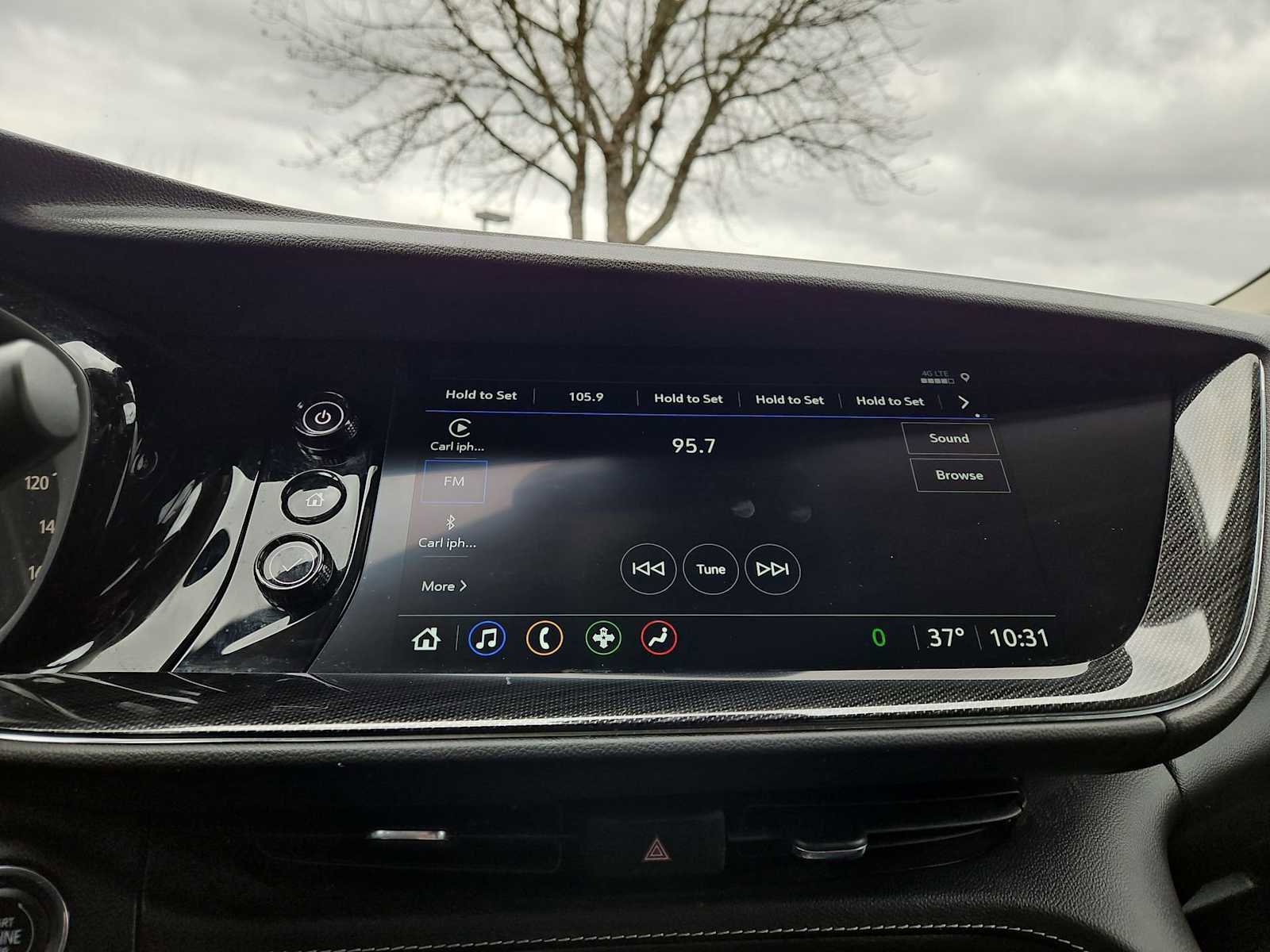 Used 2023 Buick Envision Preferred image 29