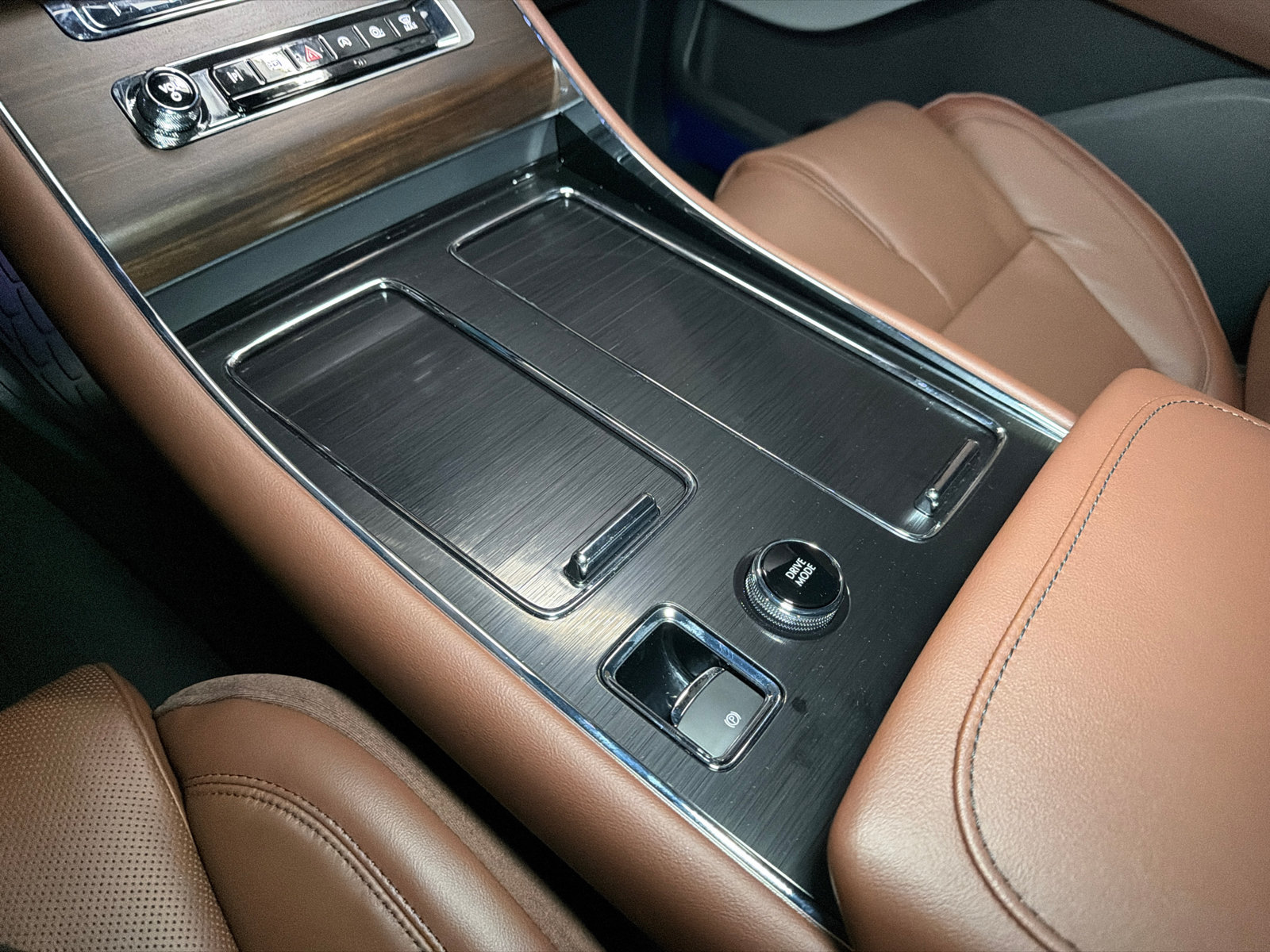 New 2027 Lincoln Aviator Reserve AWD/4WD image 30