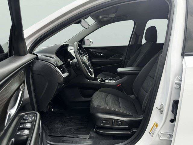 Used 2022 GMC Terrain SLE w/ Driver Convenience Package FWD image 18