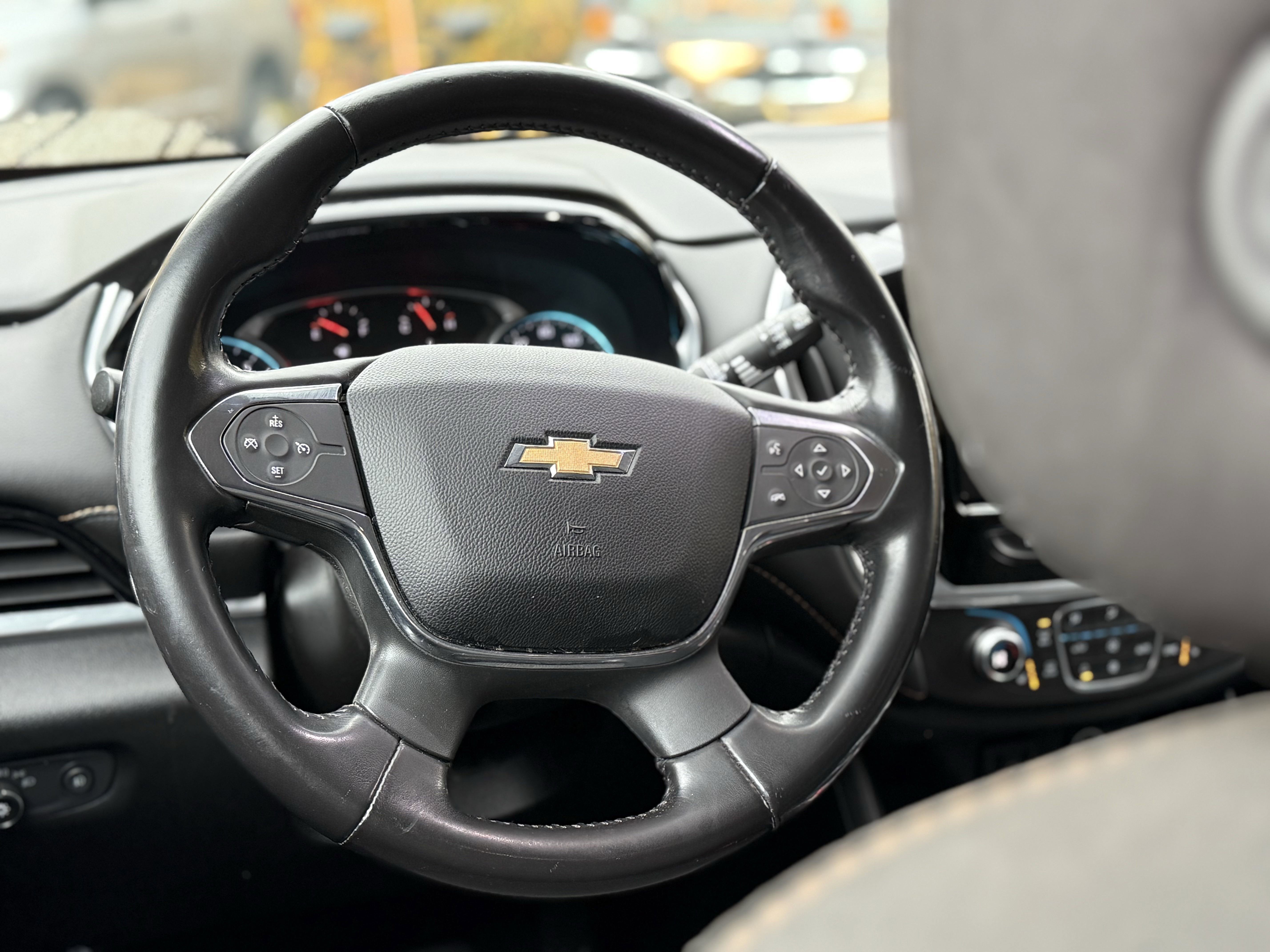 Used 2019 Chevrolet Traverse LT image 16